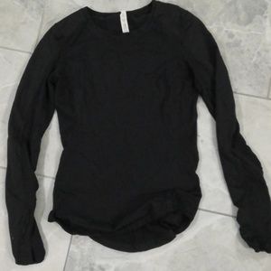 Lululemon black long sleeved workout top